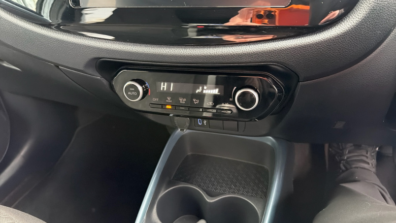 Toyota Aygo X 1.0 VVT-i Edge 5dr Petrol Hatchback